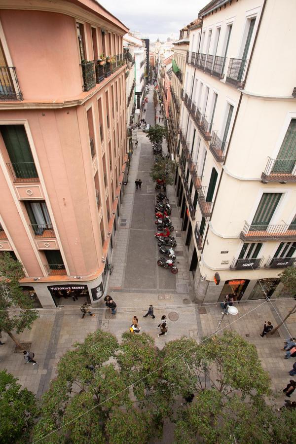 Hostal Los Alpes Madrid Eksteriør billede